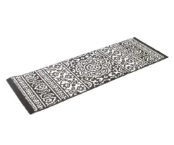 Broyhill Black & White Ornate Fascination Accent Rug -Home Improvement Sale 810557659 3