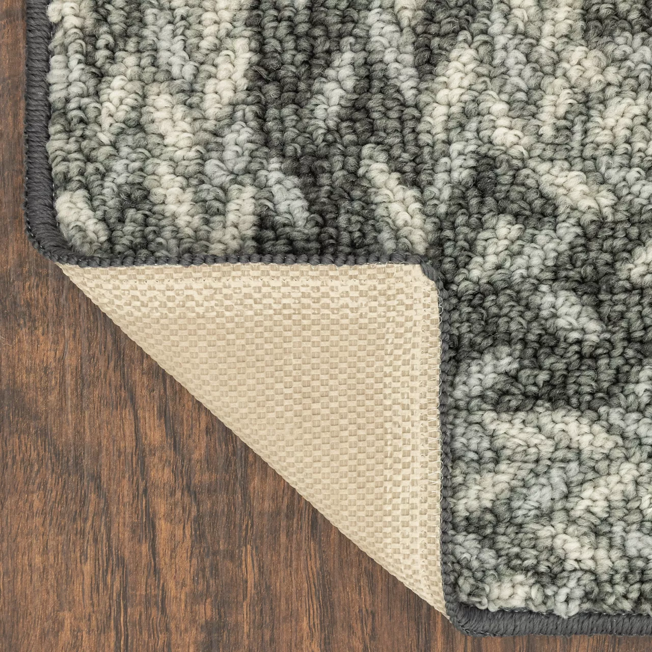 Broyhill Gray Braided Print Accent Rug 6 Broyhill Gray Braided Print Accent Rug - Image 4